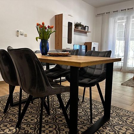 Apartmani Roko Biograd Na Moru Εξωτερικό φωτογραφία