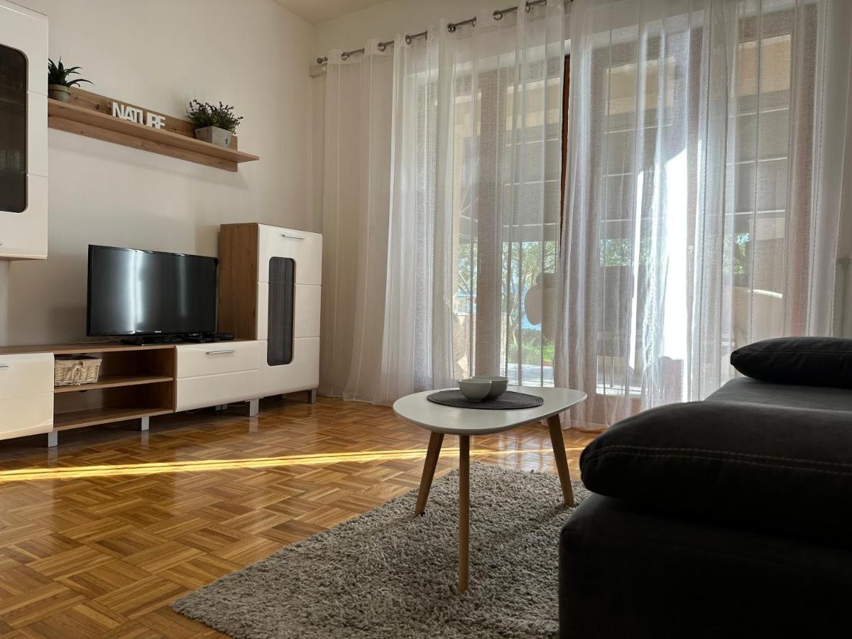 Apartmani Roko Biograd Na Moru Εξωτερικό φωτογραφία
